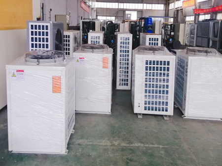 空氣能泳池機(jī)車間